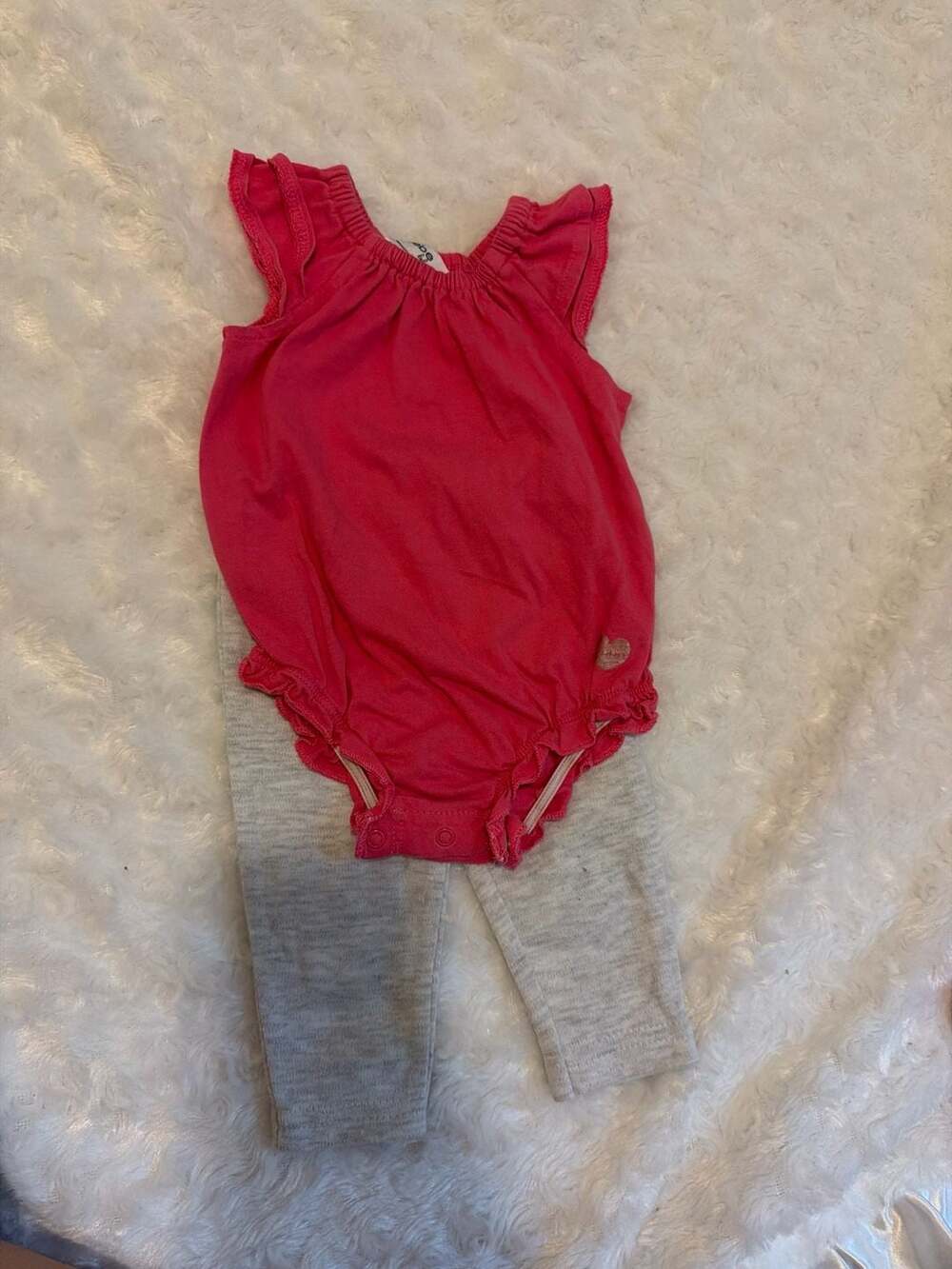Bebe Baby Pink Ruffle Bodysuit &Rene Rolf Baby Acorn Leggings Set 0-3M